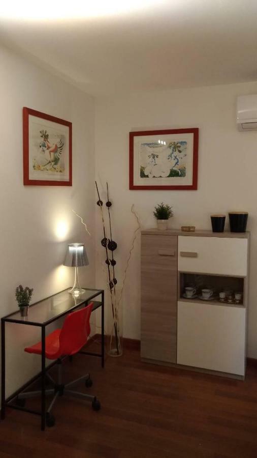 A Casa Di Lori Appartement Catánia Buitenkant foto