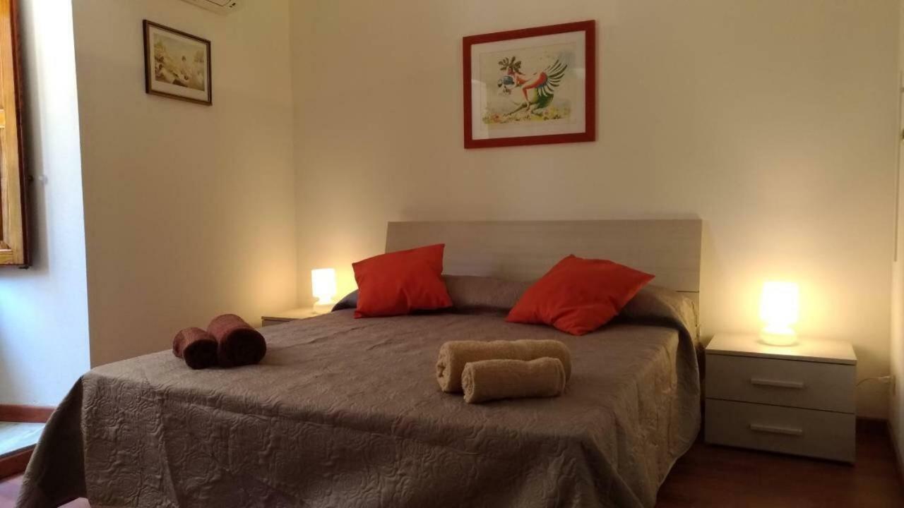 A Casa Di Lori Appartement Catánia Buitenkant foto