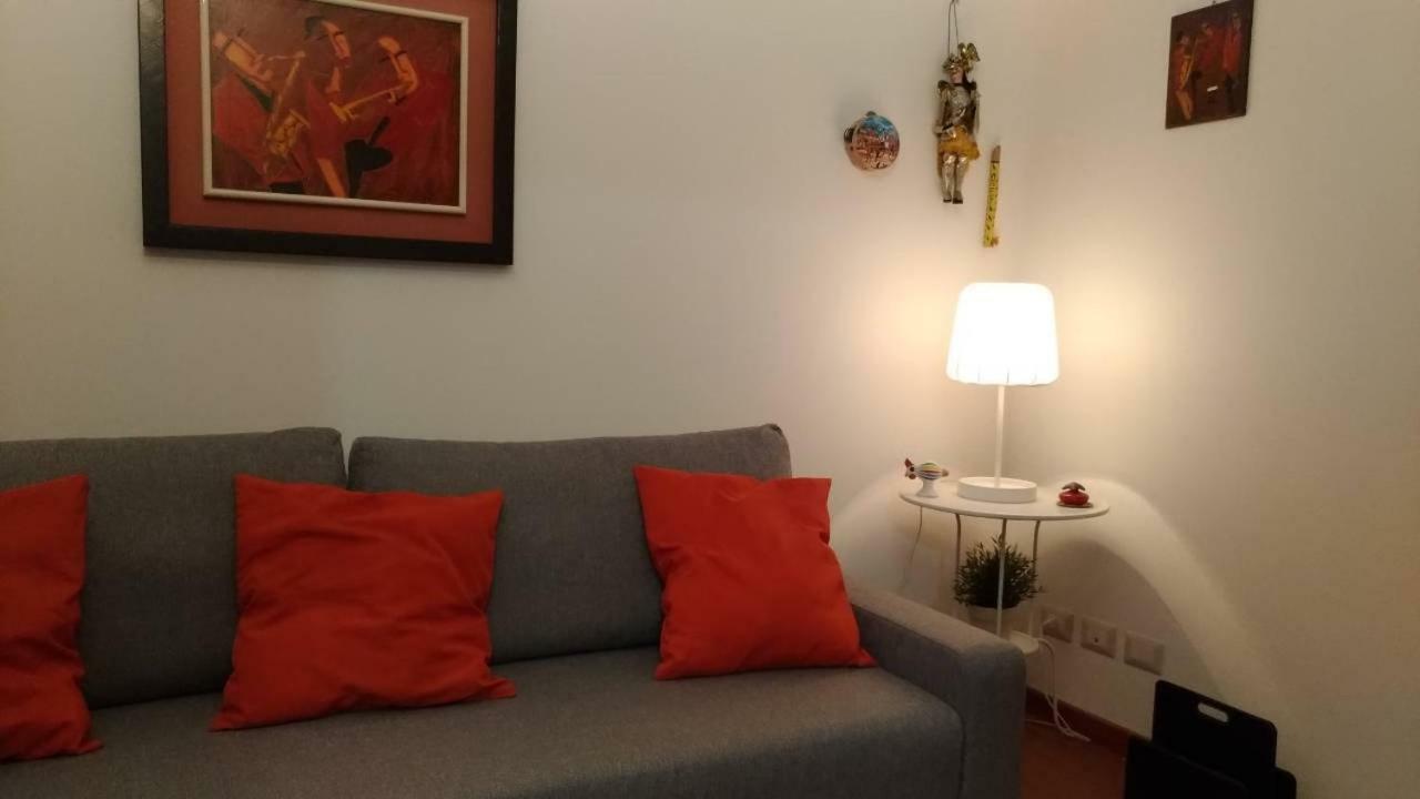 A Casa Di Lori Appartement Catánia Buitenkant foto